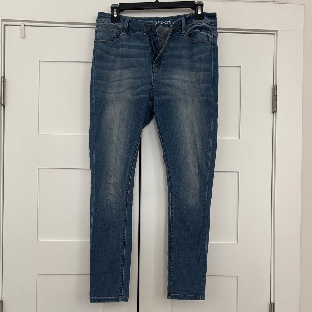 Westport Women's Blue Ankle Skinny Jeans